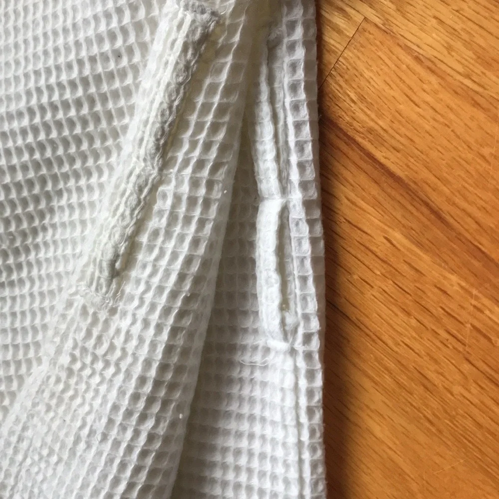 UNISEX WAFFLE ROBE - Picture 9 of 9